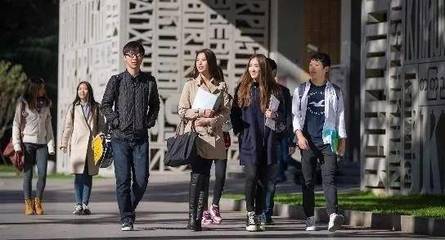 将打假进行到底！又揭一留学行业黑幕 大学校园里的留学项目，很可能是中介陷阱